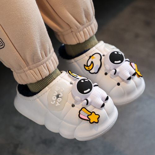 Children's cotton slippers for boys and girls in winter for infants and toddlers indoor home baby non-slip furry bag and cotton shoes for winter