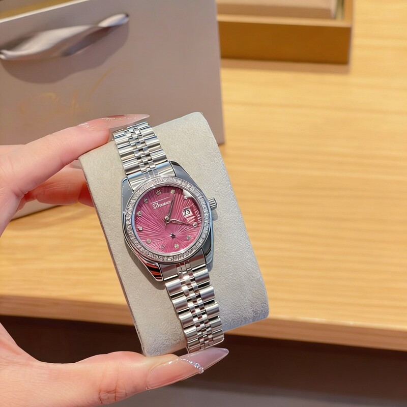 New Luxury Women's Fully Automatic Waterproof Versatile Trendy Design Watch