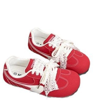 2025 nuevas zapatillas de encaje para mujer verano casual de fondo fino ballet nicho retro rojo clásico coche de carreras zapatos de entrenamiento alemán