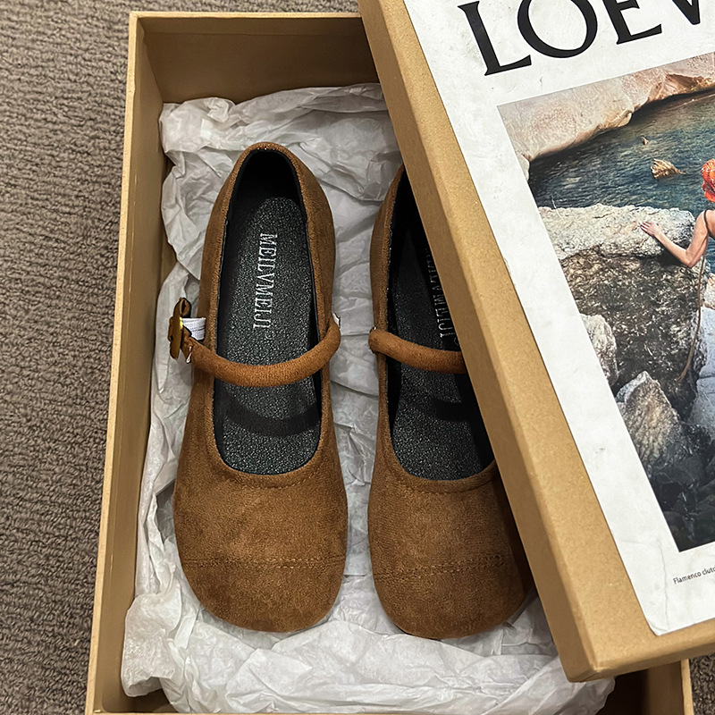 Cabeza redonda francesa con fondo plano, zapatos para mujeres 2025, verano y otoño, nuevos zapatos retro suaves de hadas, granny bean.