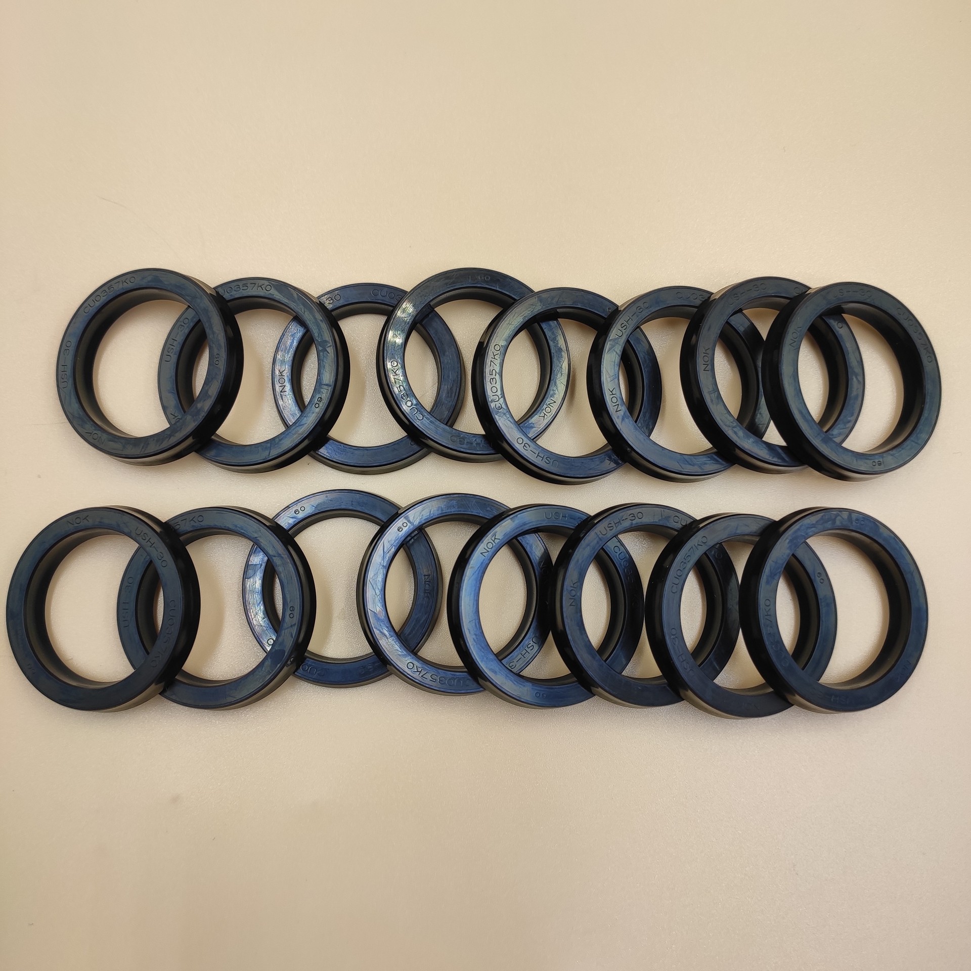 进口密封圈USH-18/20/22.4/24/25/28/30/35/40/50/60/85/100/165