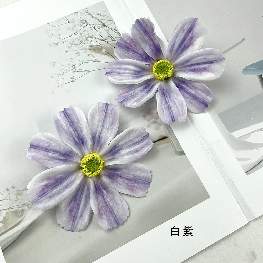 흰색 보라색