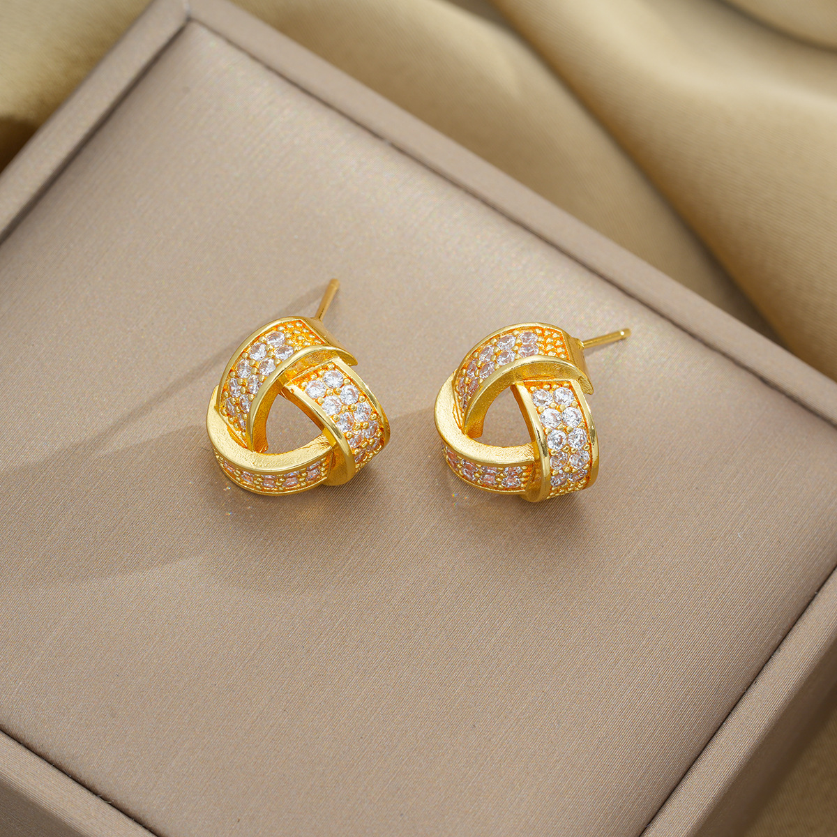 Jewelry & Accessories Internet Celebrity Fashion Simple Zircon Geometric Niche Light Luxury New Design Pendant Temperament Clavicle Chain_voghion.com