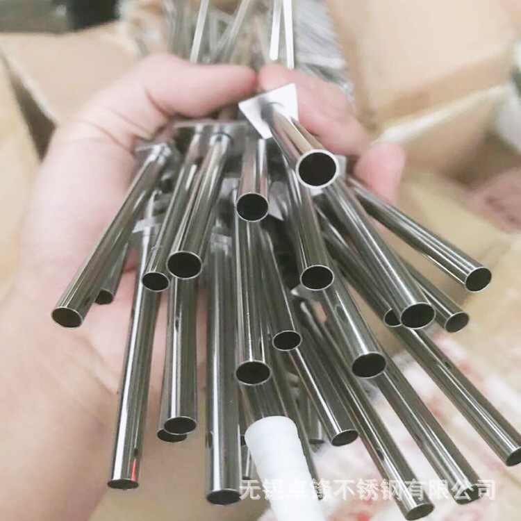 101.6*3.0卫生级不锈钢管现货，8k镜面内外抛光卫生级不锈钢管材