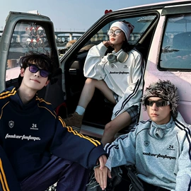 冲锋衣、裤;户外休闲衣裤;男式卫衣