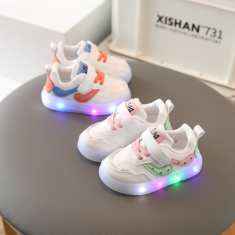 Baby Shoes Children 0-6 Years Old Boys White Shoes Light-up Board Shoes Casual Shoes Non-slip Soft-soled Toddler Luminous Shoes Tide