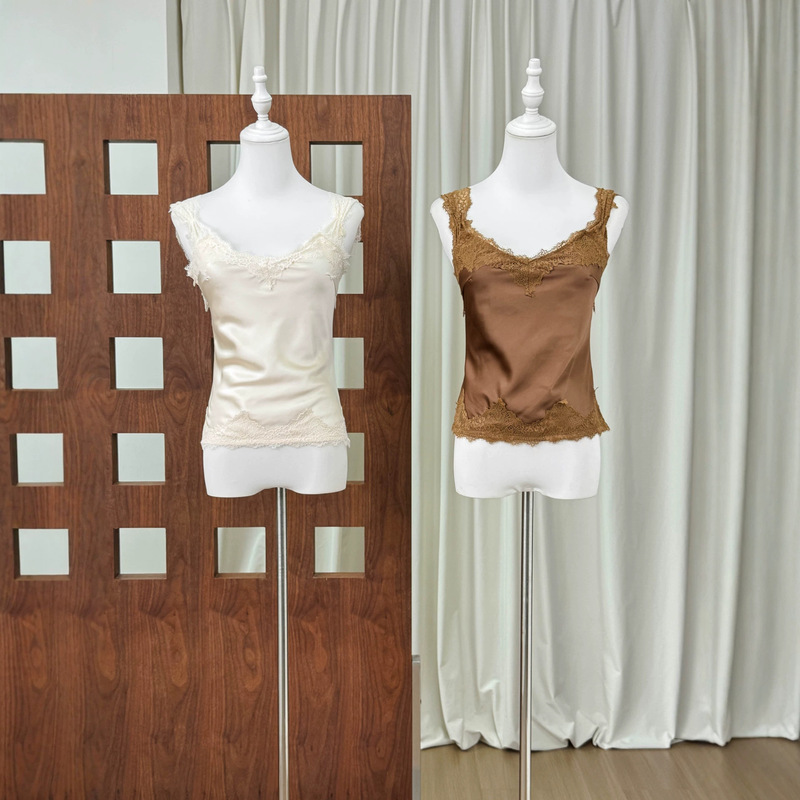 Purely Sexy Lace Camisole for Women, Acetate Satin Suit, Fur Inner Layer, Short Base Top Purely Sexy Lace Camisole for Women, Acetate Satin Suit, Fur Inner Layer, Short Base Top