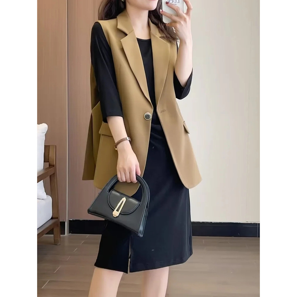 Women's Suit Vest: Sophisticated, Elegant, Versatile, Loose-fitting Sleeveless Vest with Double Slits at the Back