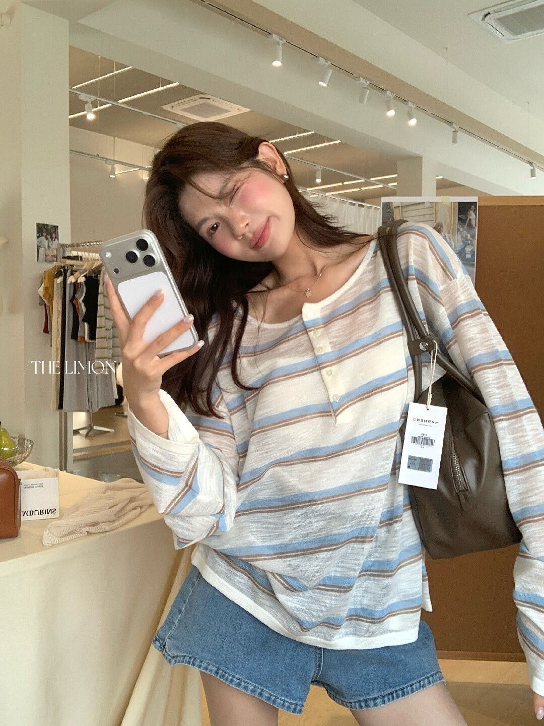 Áo thun nữ tay dài sọc kẻ phong cách Hàn Quốc form rộng — Sọc trắng nền kem, Sọc xám nhạt chi tiết 37