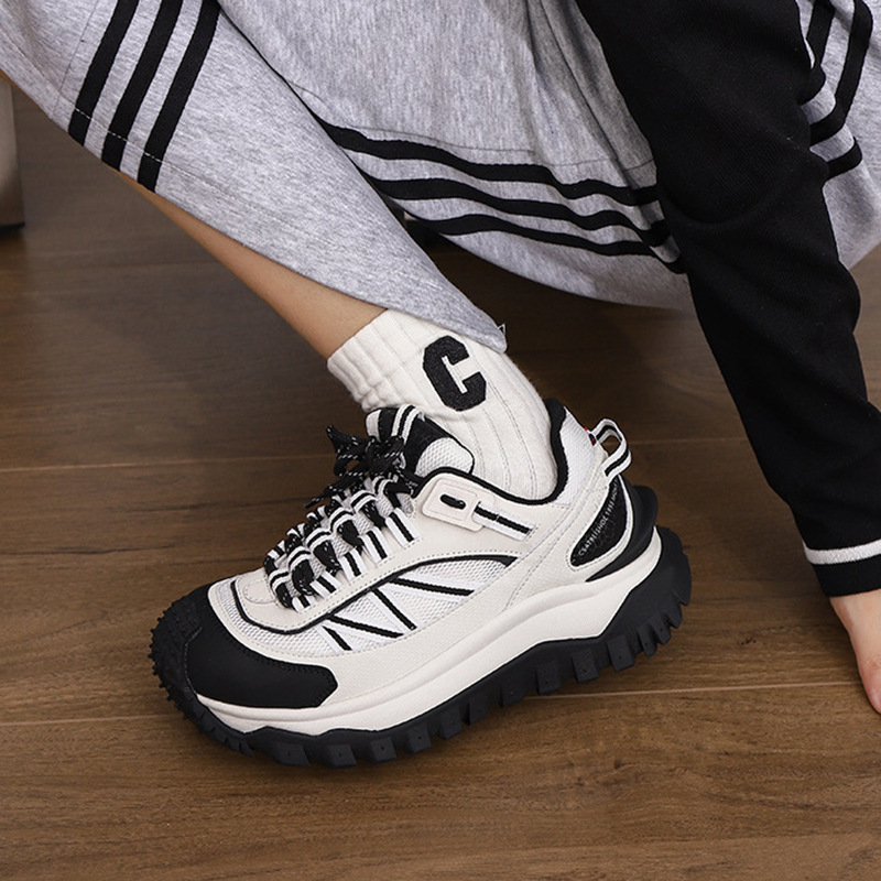 2025年秋冬新作 ダッドシューズ レディース 厚底 スニーカー レースアップ カジュアルシューズ タイヤシューズ 卸売