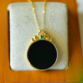 吊坠;戒指;和田玉项饰