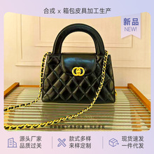 �羳�¿�С���L�P���kelly朗l���ٴ����μ�б��͹������Ů