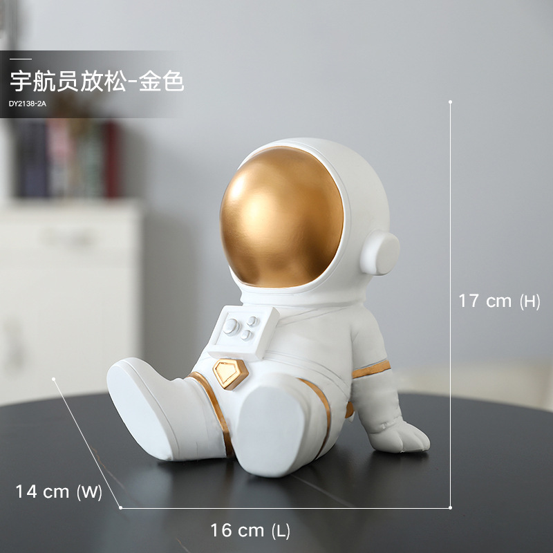 DY2138-2A-Astronauts relax golden
