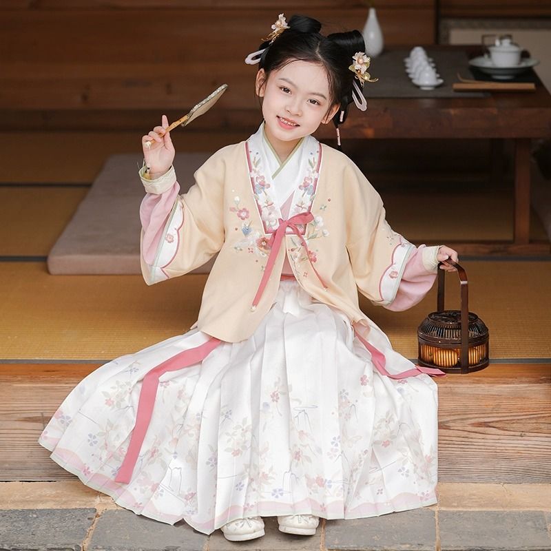 Hanfu for Girls, Ming-Style Spring and Autumn Children's Ancient Fairy Costume, Chinese-Style Tang Suit for Little Girls, Song Dynasty Three-Piece Set