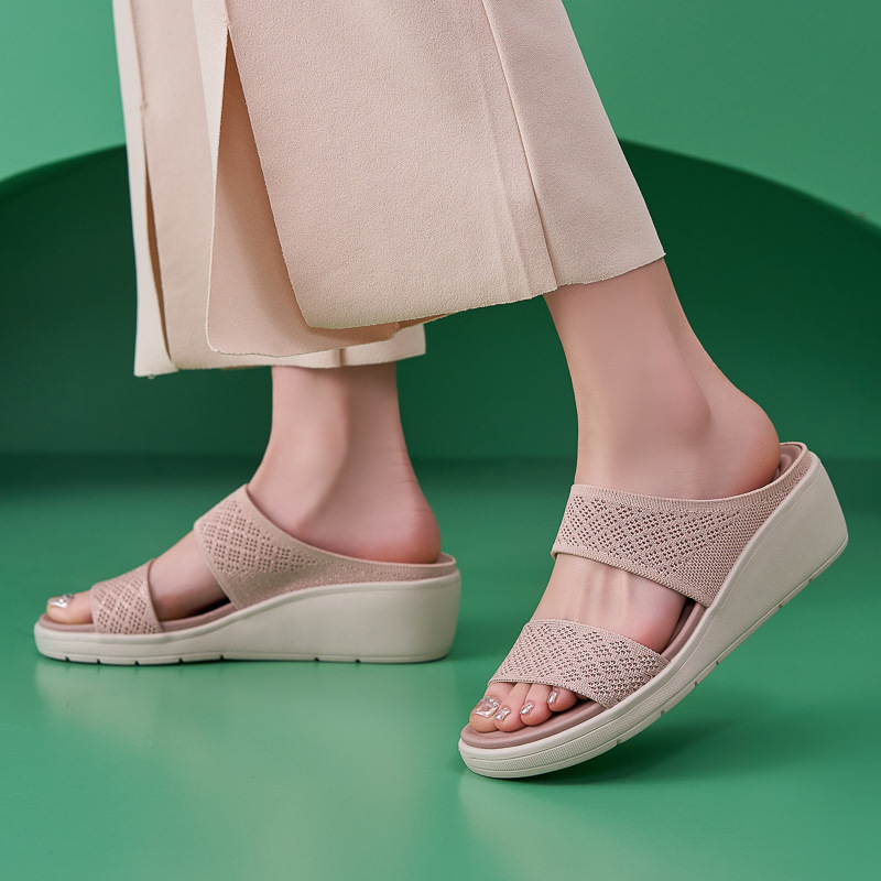 2025 nuevos zapatillas frías ligeras antideslizantes cómodas zapatillas deportivas casuales de suela gruesa para mujeres