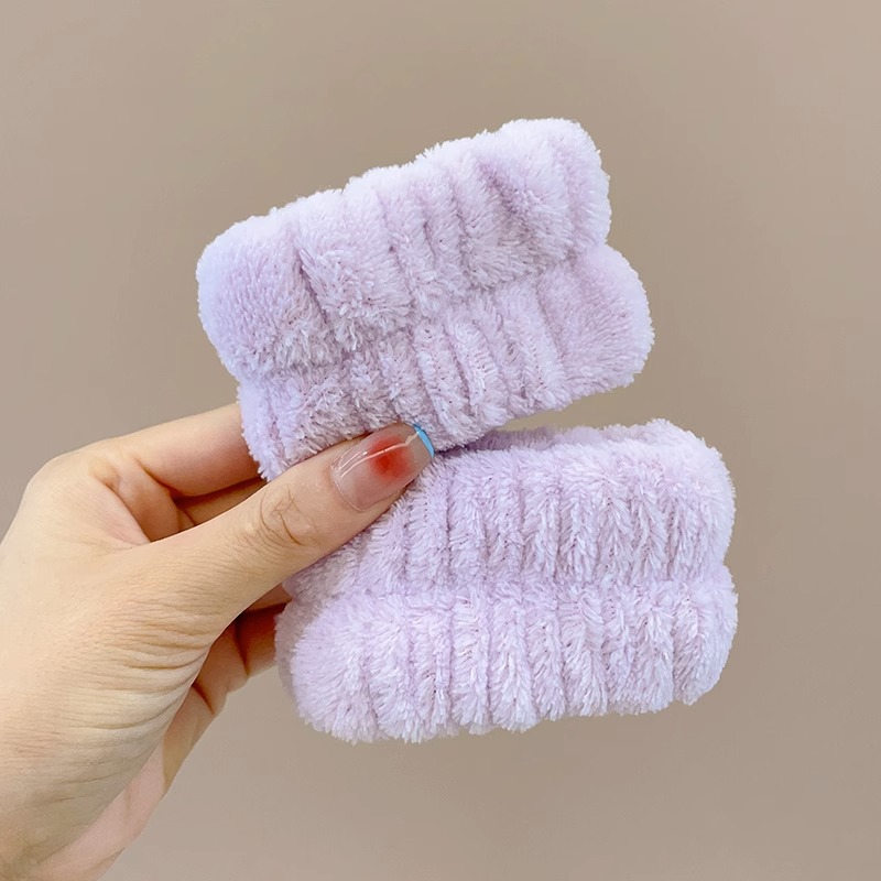 Otoño e invierno cara lavado muñeca correa brazalete a prueba de humedad sudor-absorbente sudor-limpieza lavado a prueba de salpicaduras artefacto de agua lindo protector de muñeca de felpa para las mujeres
