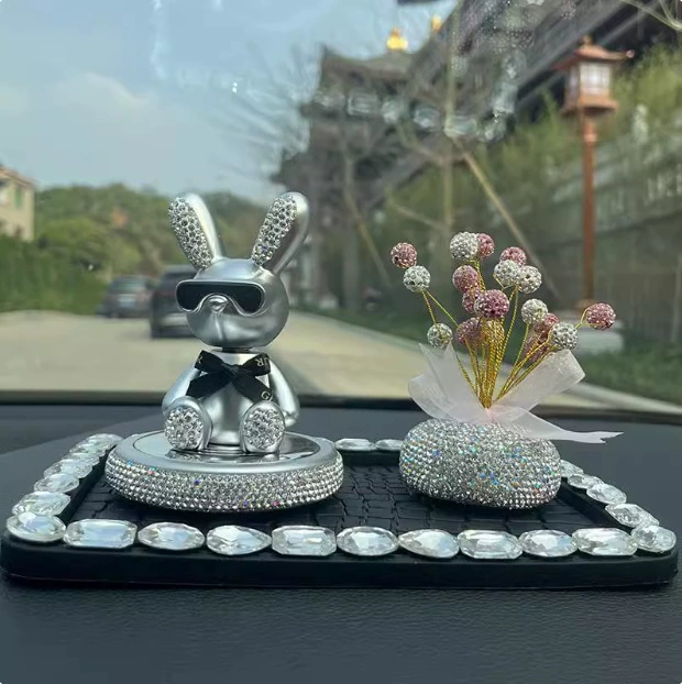 Украшения для салона автомобиля с бриллиантами, детским дыханием, украшения для автомобилей интернет-знаменитостей, популярные высококачественные украшения, украшения для ароматерапии в автомобиле.