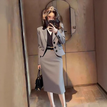2026�紺�߼��д󷽵��w��ʽ���ϻ�ɫС���L���b���װ���ȹ���bŮ