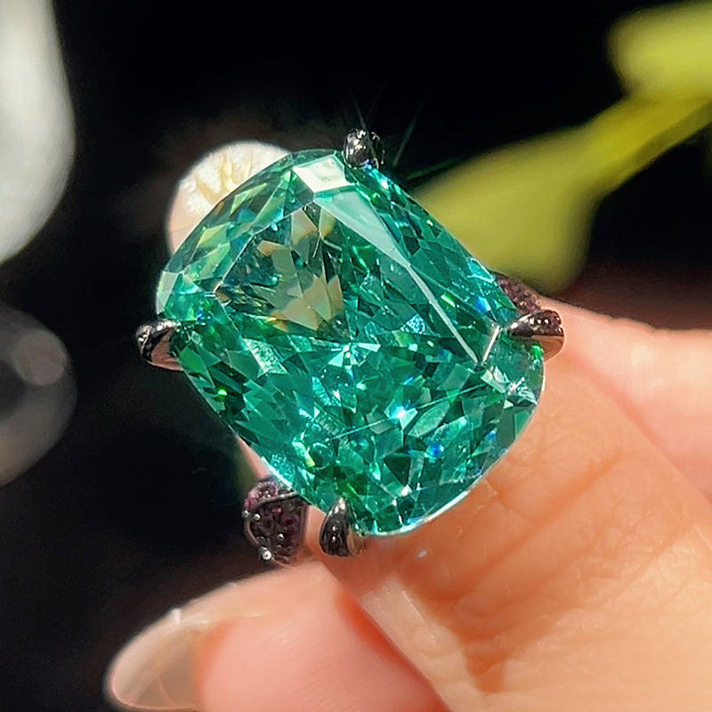 2025 nuevo estilo Zhuang Shengsheng joyería fondo de cobre chapado en oro simulación nido de pájaro Che Pala verde traje retro piedra femenina 15*20