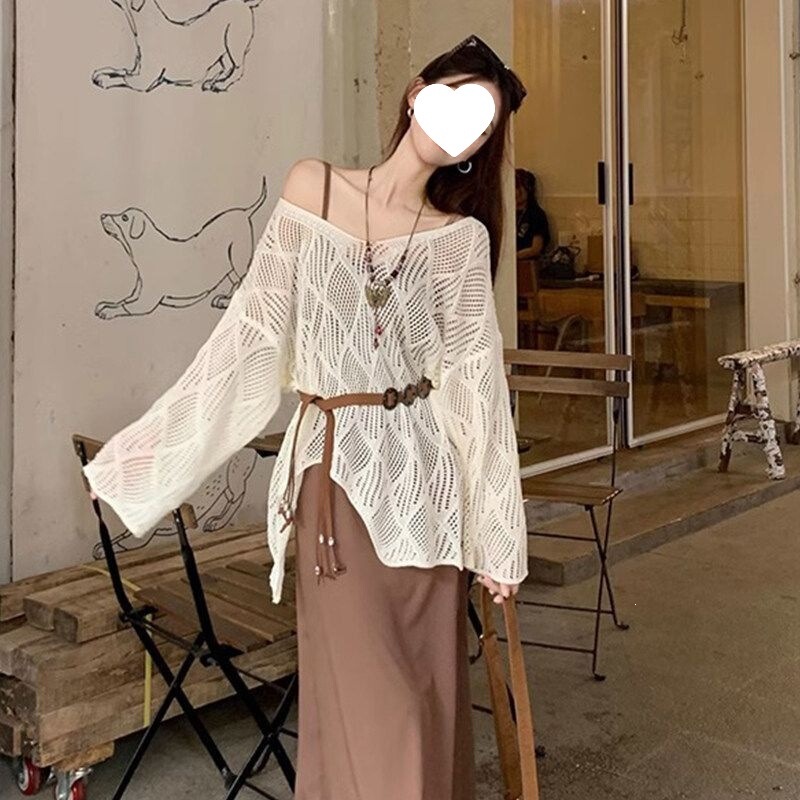 Bohemian Style Hollow-Out Knitted Cover-Up for Women, Spring and Summer Ethnic Style, Loose and Lazy Sun-Protective Outerwear Top