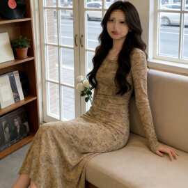 跨境美拉德法式气质复古风咖色碎花连衣裙女秋季高腰A字长裙批发