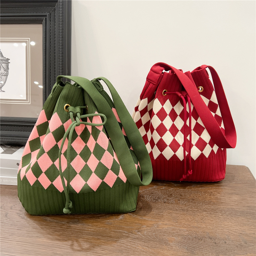 Women's Medium Knit Geometric Vintage Style Classic Style String Tote Bag display picture 4