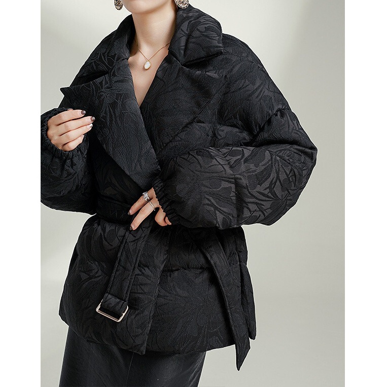 High-end goose down jacket with subtle floral pattern, waist-cinching short white goose down jacket, women's high-end black down jacket High-end goose down jacket with subtle floral pattern, waist-cinching short white goose down jacket, women's high-end black down jacket