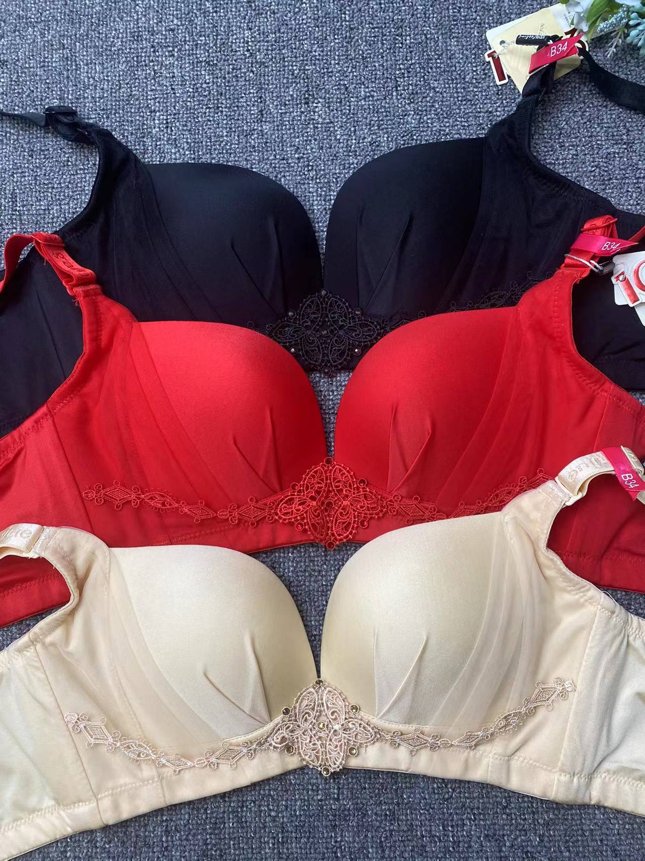 Nuevo cuatro pecho sujetador ropa interior para mujeres verano push up ajustable lado pecho collar sexy cómodo piel-amigable