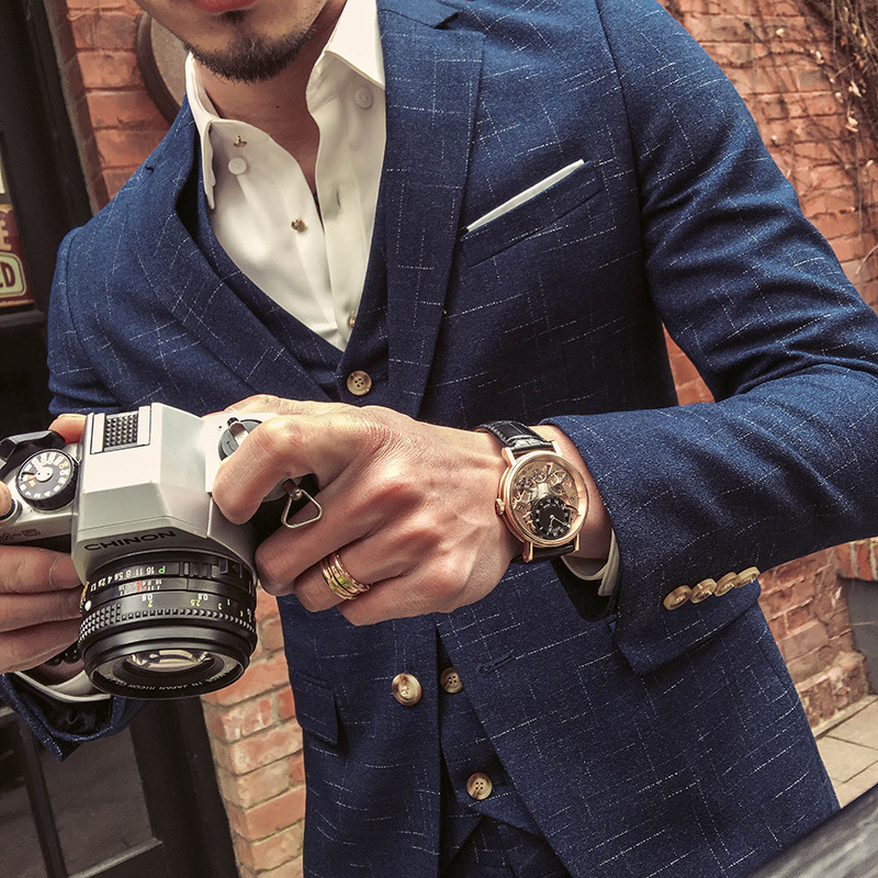 2023 Comercio exterior duro traje de los hombres traje de Arte Artístico tela delgada hombres doble hebilla traje de tres piezas XZ06