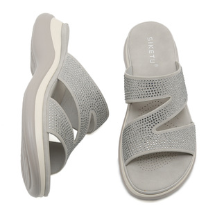 4003-2 Amazon new 2025 European and American rhinestone thick bottom cross-border plus size light sweet women's slippers women wholesale