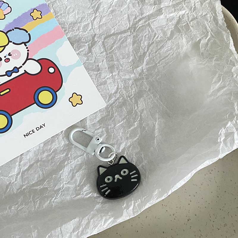 黒猫の口の魚の樹脂のアニメのキーホルダーの韓国版のかばんのペンダントのカップルのスーツのお嬢さんの贈り物の部品