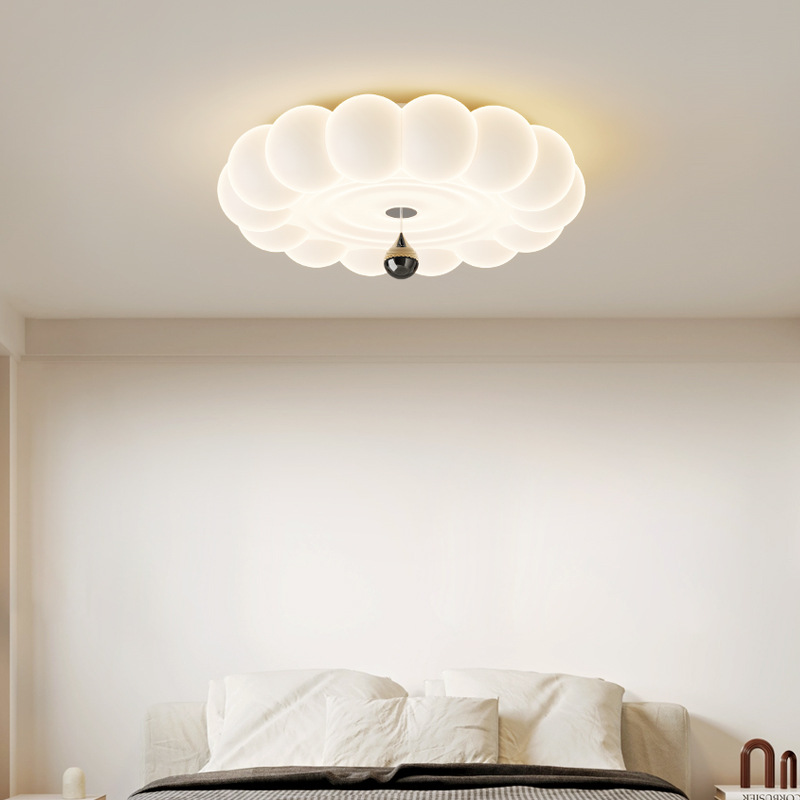 Lámpara de techo de dormitorio de estilo crema, moderno y simple, diseñador francés de mediana edad, sala de libros para niños Yunduo, lámpara de dormitorio principal