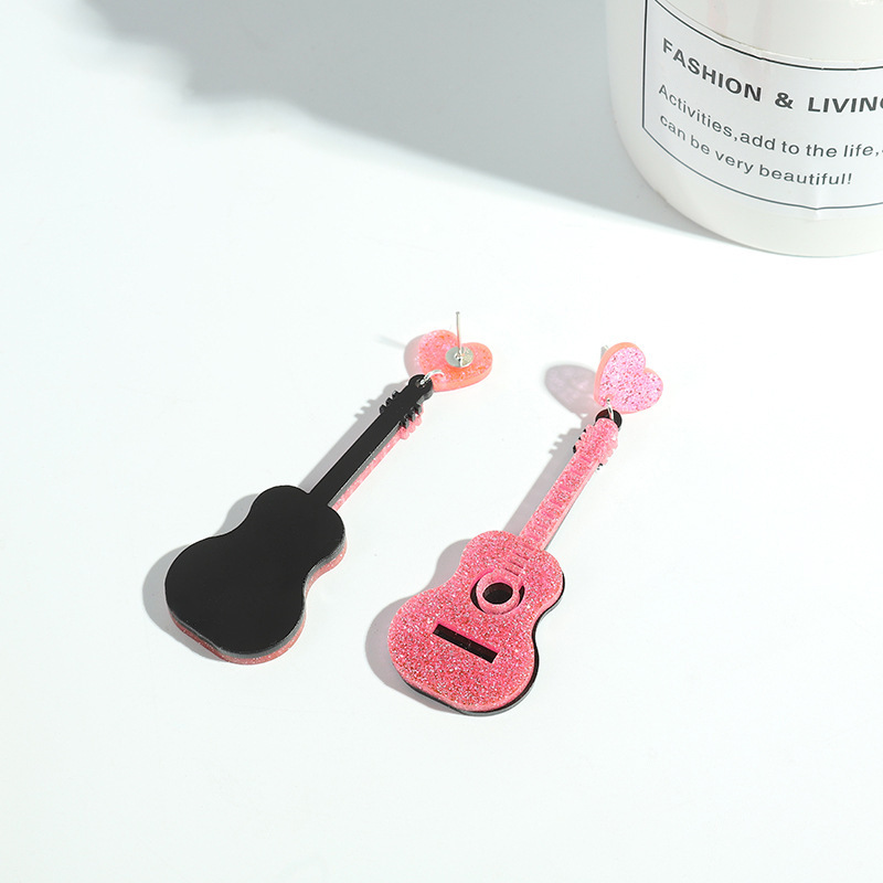 Retro Guitar Heart Shape Arylic Resin Enamel Women's Drop Earrings 1 Pair display picture 3