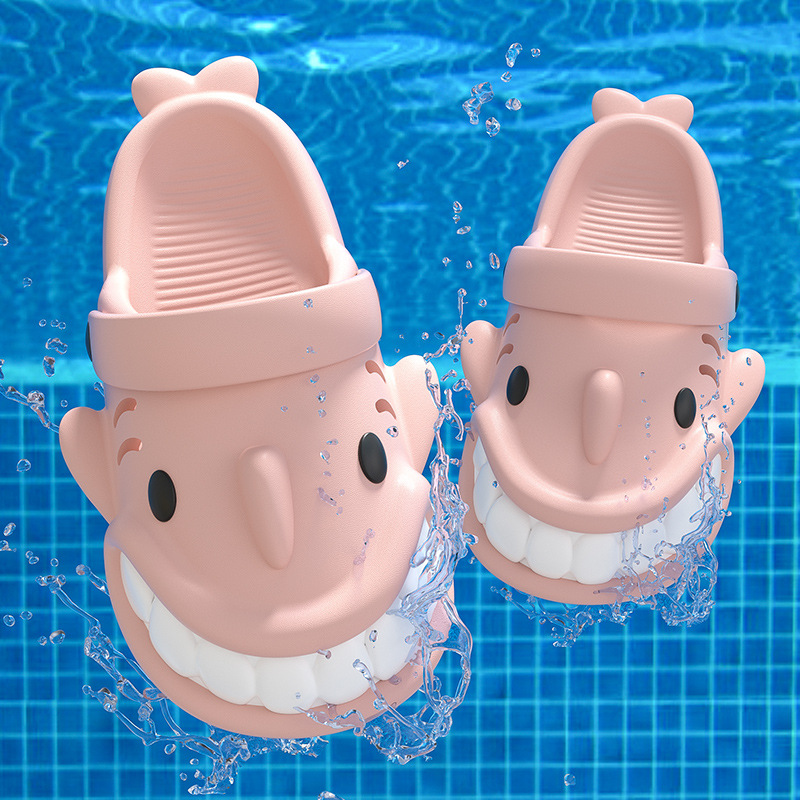 Hermosas zapatillas de tiburón para niños 2025 verano nuevo outerwear antiderrapante para padres e hijos zapatillas para niñas