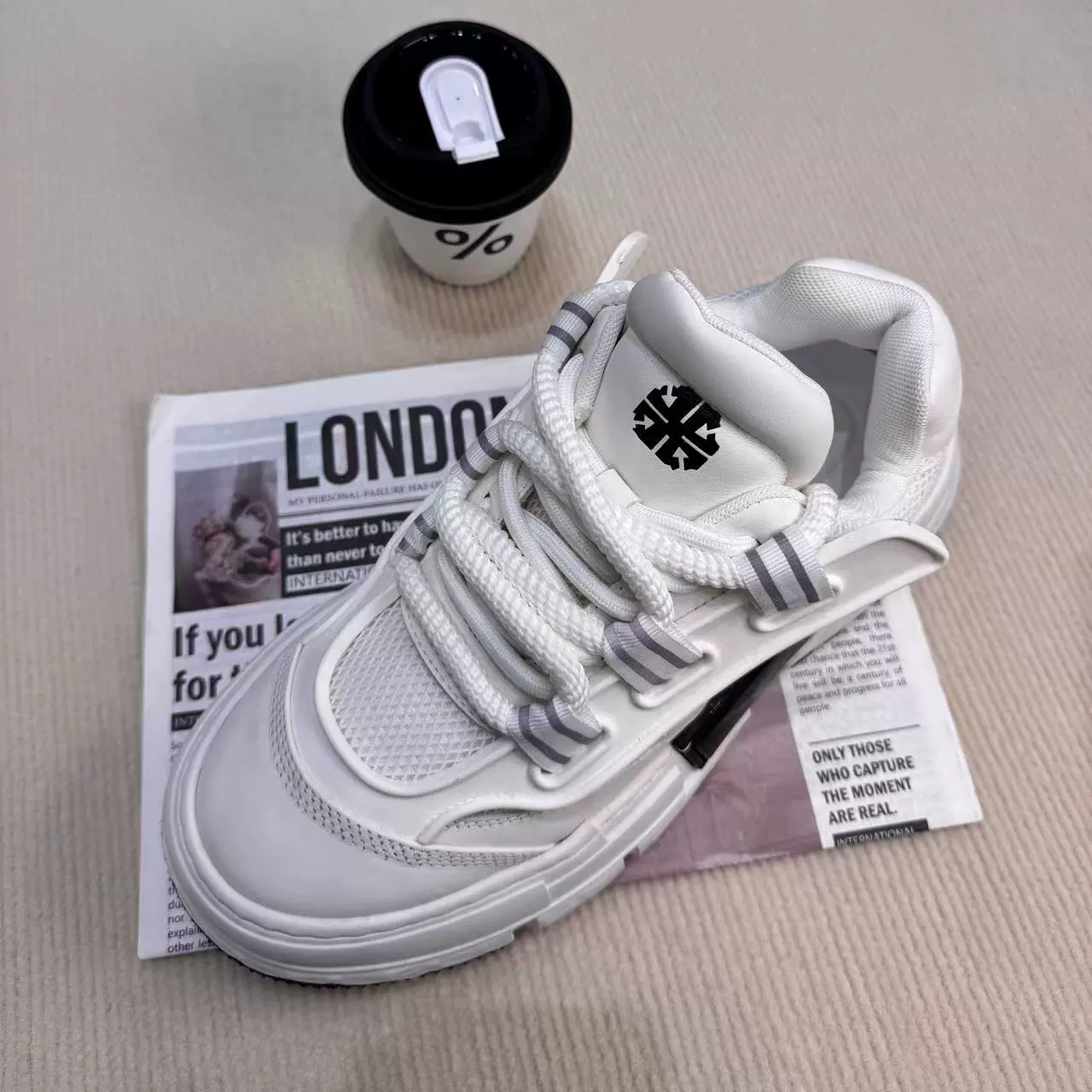 Обувь Guangzhou Обувь Мужская обувь Tide Toy Toy Toy Toy Мужская ниша Серые Спортивные Повседневные Мужские Туфли