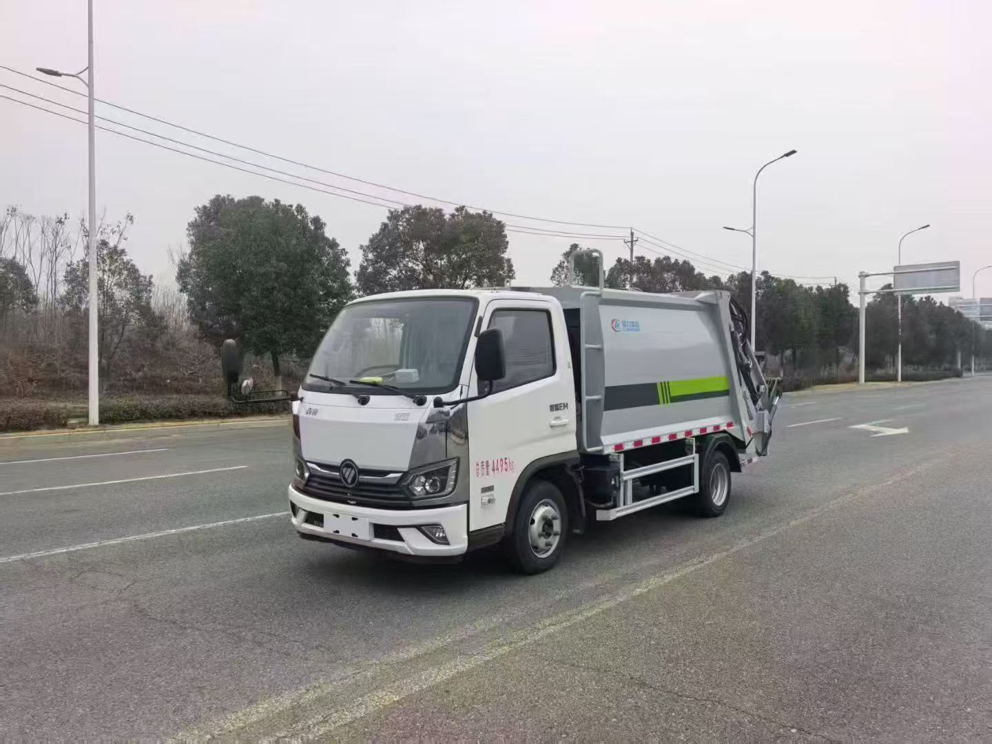 Aoling Zhilan 6-Meter Pure Electric Green License Plate Garbage Compression Truck, Urban Sanitation Vehicle, Community Property Waste Transfer Vehicle