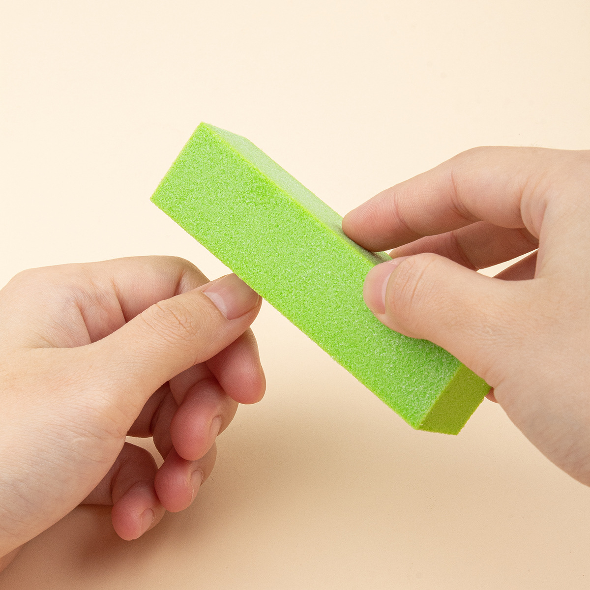 Fábrica directa de manicuras blancas bloques de tofu color transfronterizo de alta espuma cuatro lados de pulido bloque de manicuras pulido