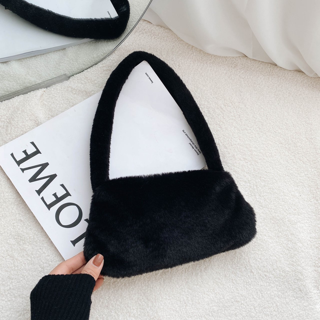 Bolsa de hombro axila 2023 nueva moda bolso de hombro portátil estilo occidental chica caliente estampado de leopardo ins bolso de las mujeres bolsa de felpa