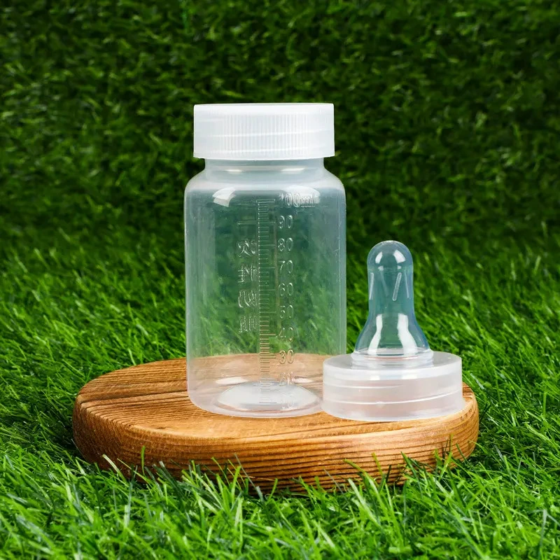 Одноразовая бутылочка для молока. Емкость: 100 мл. Высокая прозрачность для хранения и кормления. Интегрированная упаковка в бумажном пластиковом пакете.