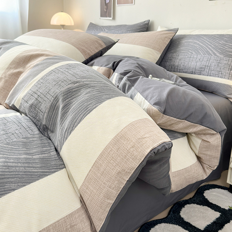 Cama de algodón de algodón de cuatro piezas 2025 nueva sábana simple funda de edredón de tres piezas sábana ropa de cama de dormitorio