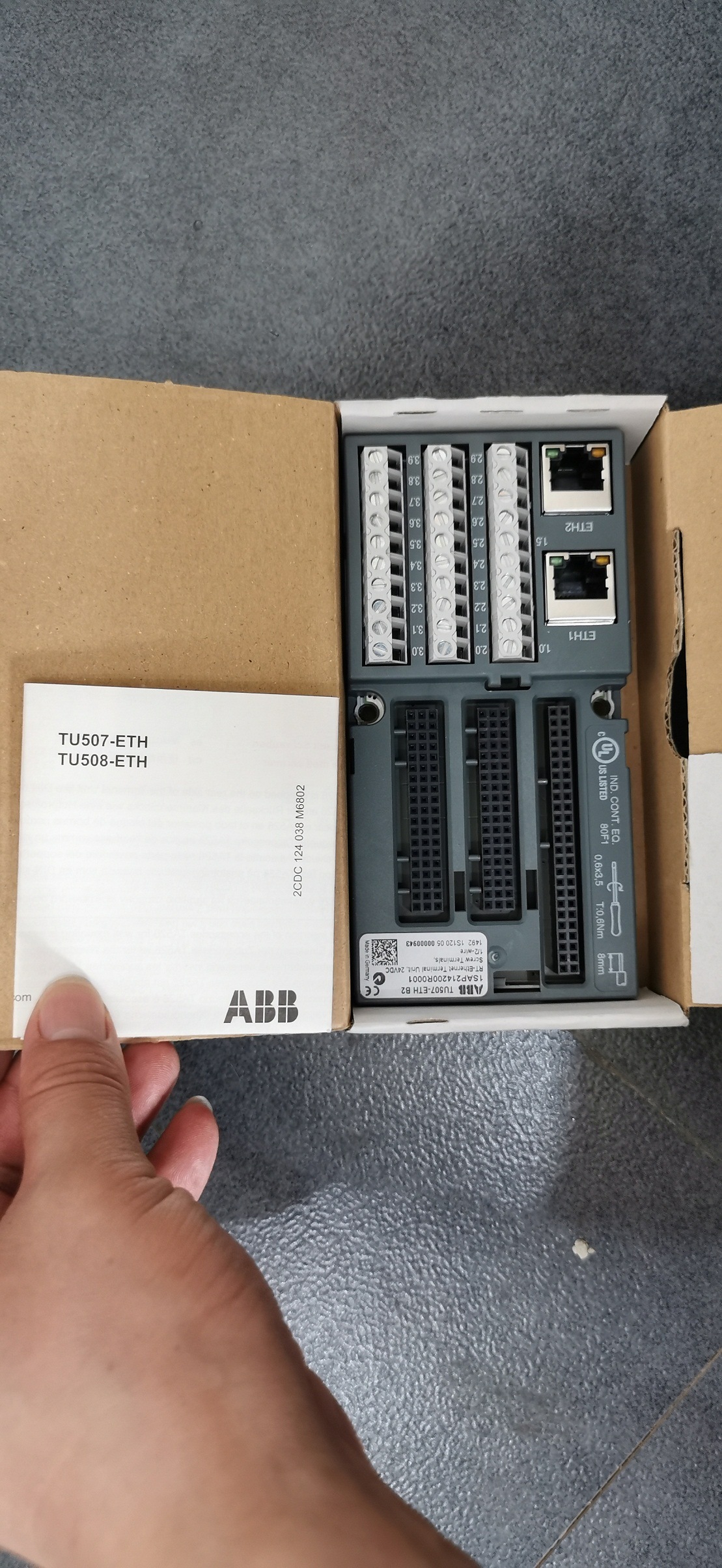 *TU507-ETH 1SAP214200R0001 ABB PLC AC500通讯底板 全新原装