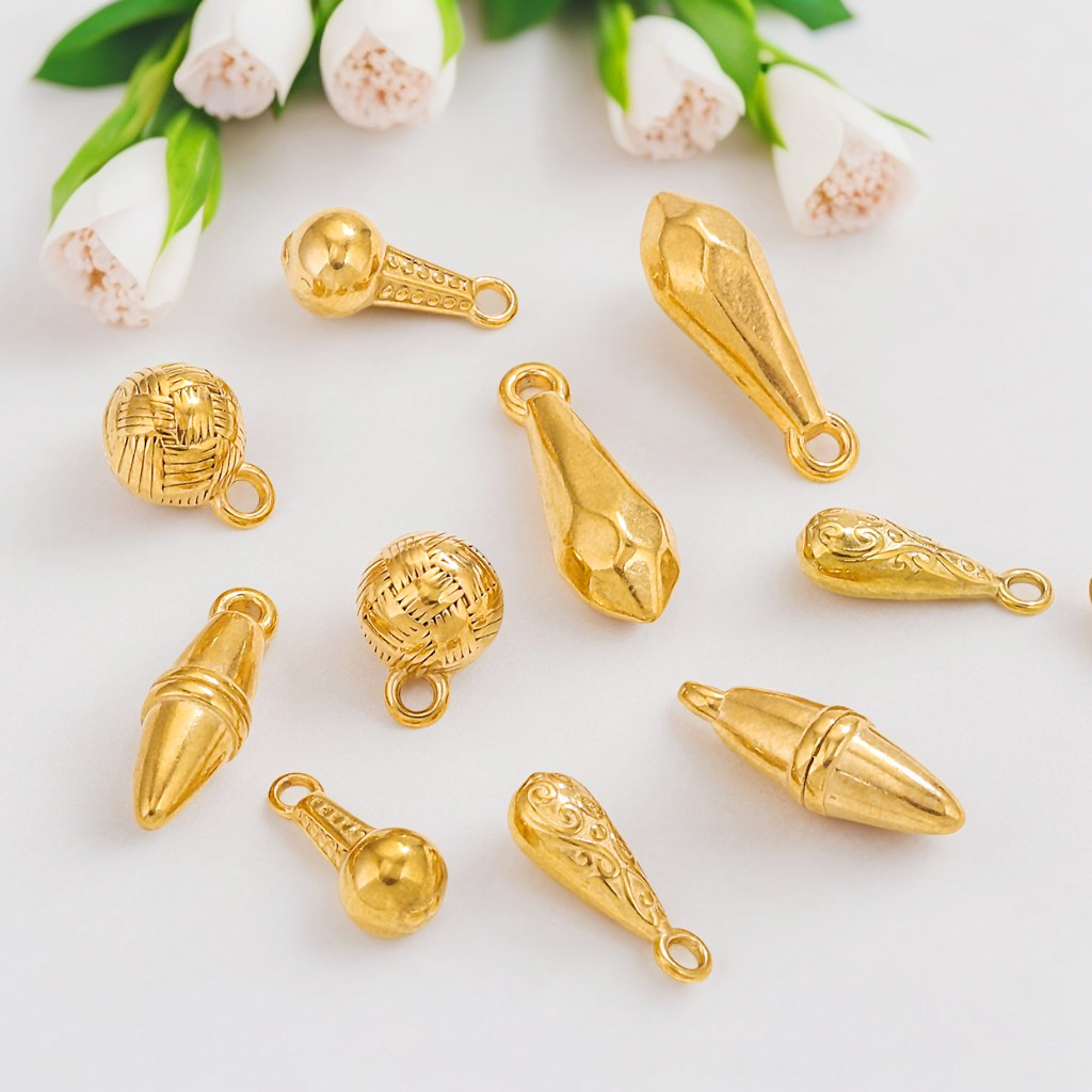 Colgante de acero inoxidable colgante de acero inoxidable colgante de acero de titanio 18K oro de color accesorios collar joyería DIY pequeño colgante al por mayor