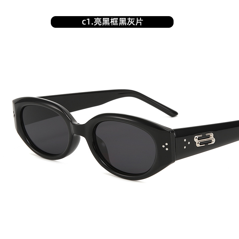 Nuevas gafas de sol Gafas de sol de ojo de gato Gafas de sol delgadas para mujer Gafas de sol anti-ultravioleta Advanced Sense Retro Black Frame