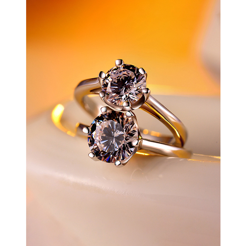 925 plata esterlina anillo de diamante de diamante de lujo ligero de moda clásica simple 1 quilate anillo de seis patas propuesta de boda anillo de diamante