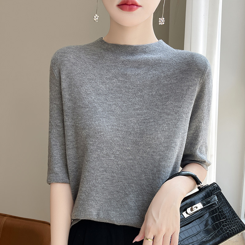New autumn and winter women's knit sweater with mid-sleeve, simple half-high collar, five-quarter sleeve, solid color, loose-fitting top New autumn and winter women's knit sweater with mid-sleeve, simple half-high collar, five-quarter sleeve, solid color, loose-fitting top