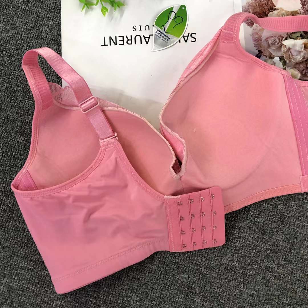 Nueva colección de cuatro pechos ajustable push-up pecho cómodo sin costuras inalámbrico superior delgada inferior ropa interior gruesa sujetador de las mujeres