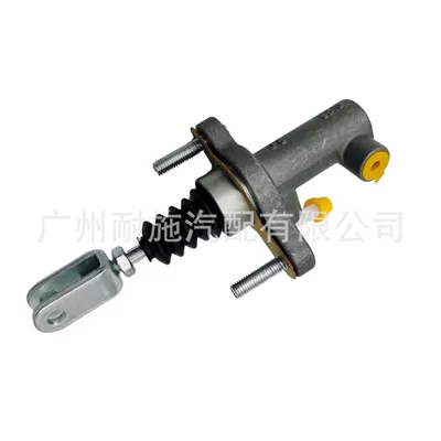 Suitable for Mitsubishi Clutch master cylinder