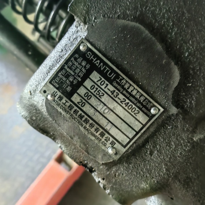 Accesorios de excavadora de montaña SD32 conjunto de válvula de control de unidad de trabajo 701-4324002