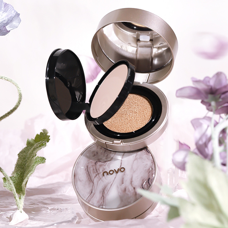 NOVO double-layer air cushion powder cake two-in-one light and translucent double-layer air cushion cream oil control concealer makeup is not easy to take off makeup