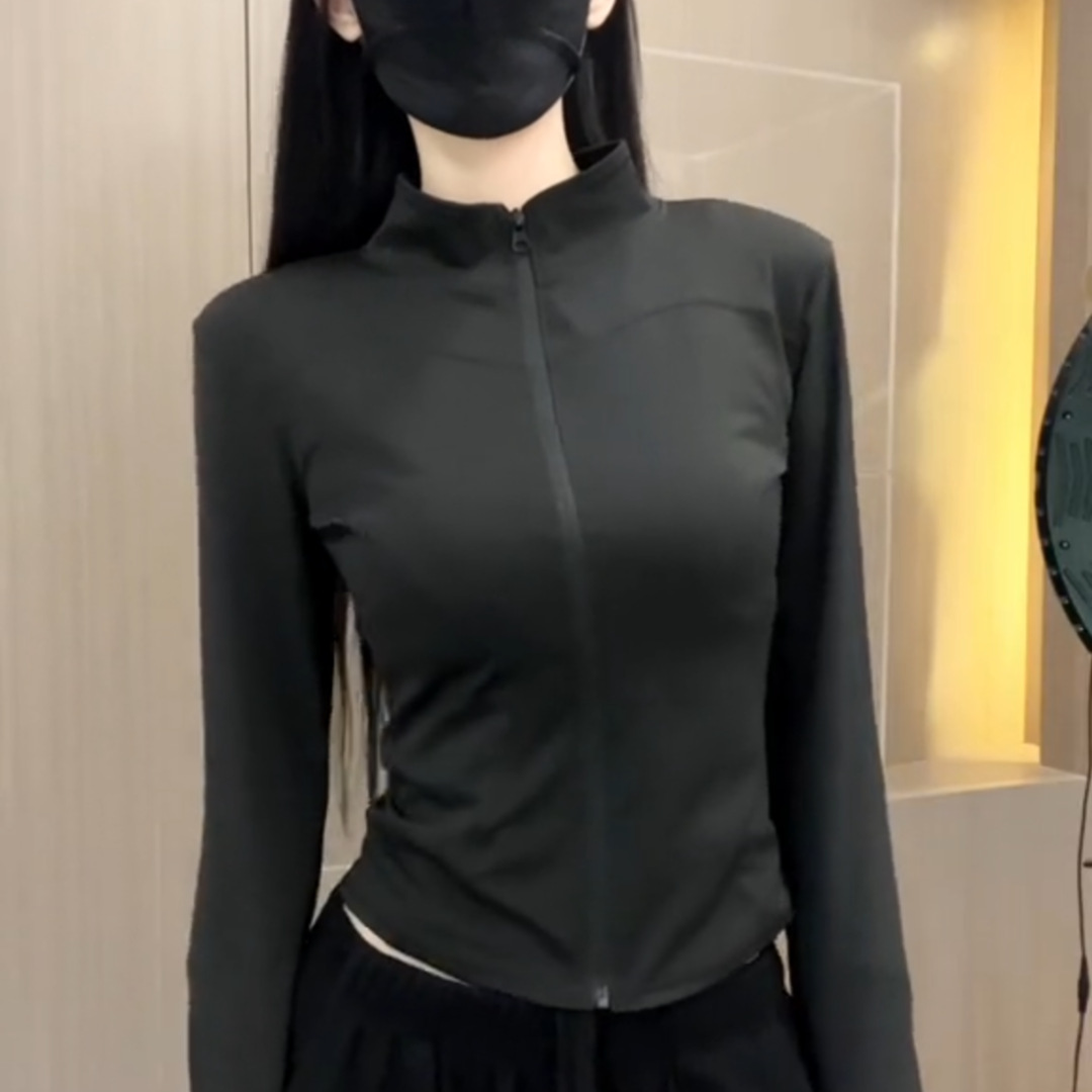 Moda transfronteriza simple delgada transpirable 2025 nueva ropa de mujer delgada de cuello de hielo deportivo chaqueta de verano